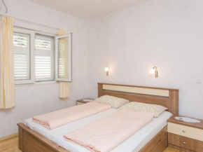 Guest House Oreb - One Bedroom Apartment with Terrace and Sea View